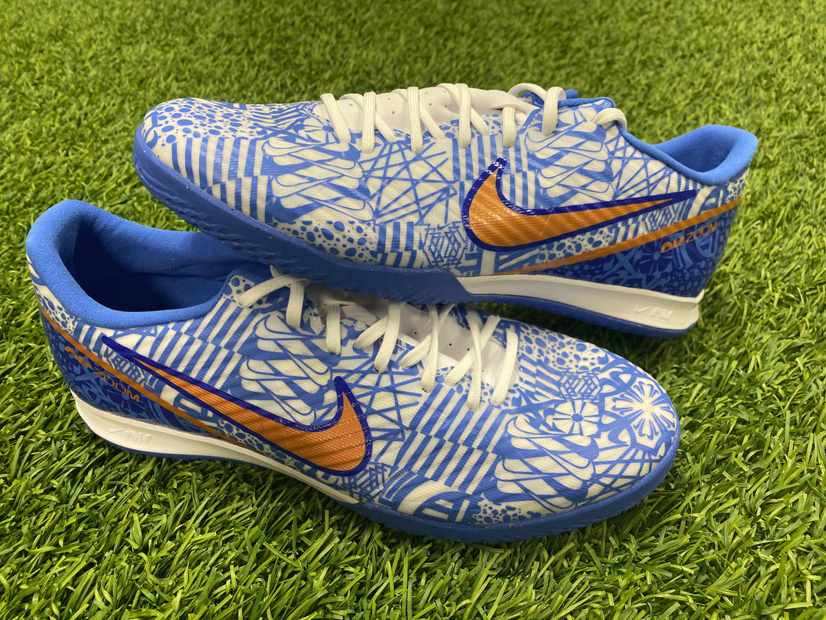 4point サッカーキュリアル CR7インドアシューズ27cm 4point様専用 サッカーキュリアル CR7インドアシューズ27cm