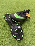 NIKE SUPERFLY 11 ACADEMY FG/MG SOCCER CLEAT