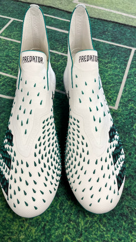 Adidas Predator Freak + FG Laceless EQT FG SOCCER CLEATS