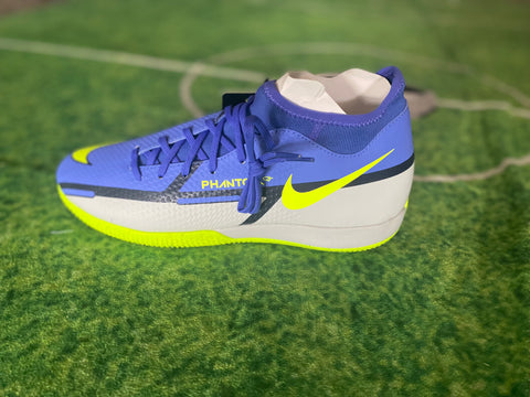Nike Phantom GT2 Academy Indoor soccer cleats Kicks and Sticks