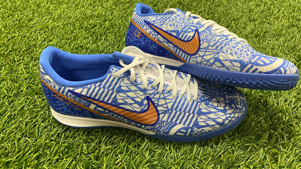 Cr7 white indoor shoes sales